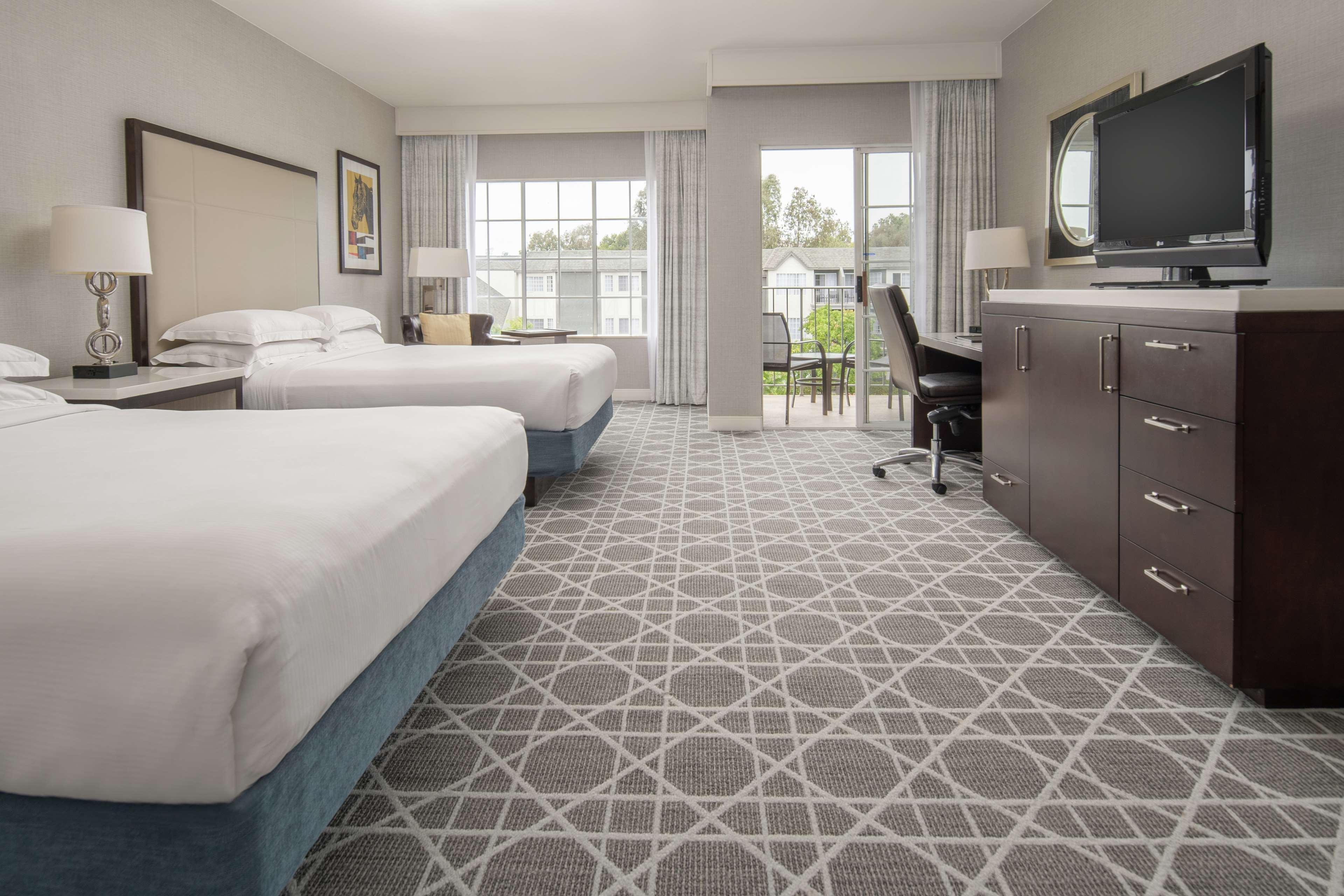 Hilton San Diego/Del Mar Ngoại thất bức ảnh